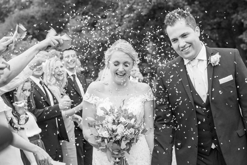 030_confetti8_bw