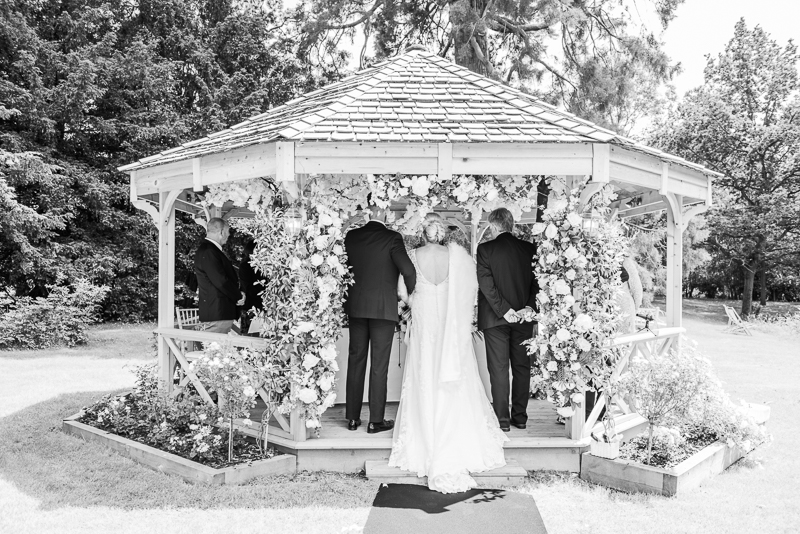 105_ceremony29_bw