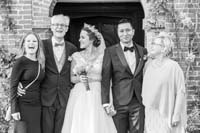 003_brides_family2_bw